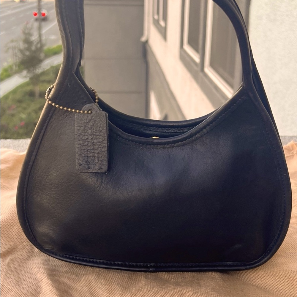 Vintage Coach Ergo Mini 9027 Black